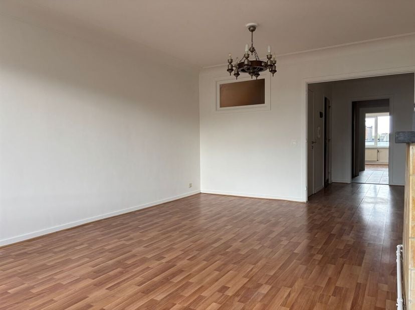 appartement de 1 chambre à louer sur Bisschoppenhoflaan à Deurne (2100)<br />
Description : L'appartement est situé au deuxième étage d'un immeuble bi