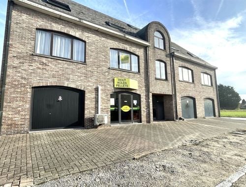                                         Appartement te huur in Baasrode, € 795
