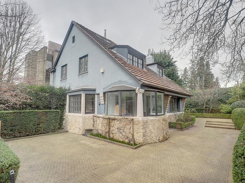 Bedrijfsvastgoed te huur
                    in 1180 Ukkel