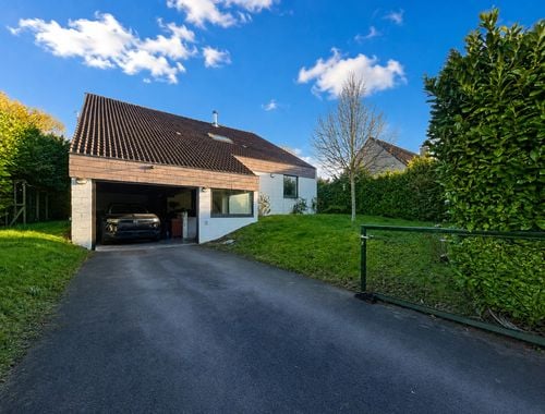                                         Villa à louer à Dottignies, € 1.800
