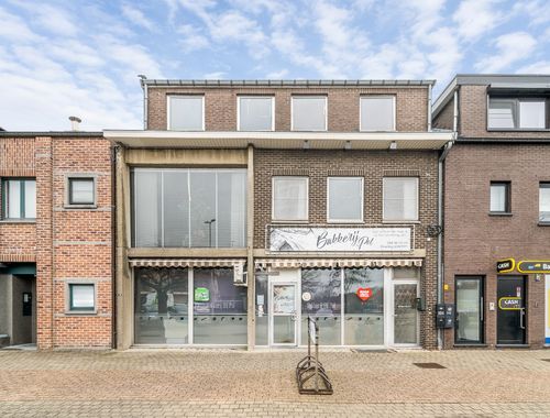                                         Immeuble d'appartements à vendre à Houthalen, € 269.000
