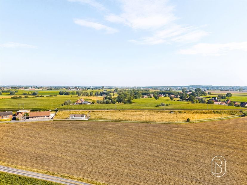 Huis te koop in Hulstweg 9,
                    8570 Anzegem
