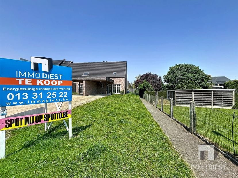 Maison à vendre
                    à 2450 Meerhout