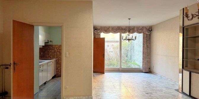 Bedrijfsvastgoed te koop in Rijselstraat 189, 8930 Menen