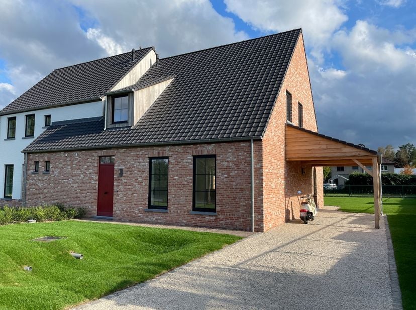 Huis te huur in Heidestraat 72,
                    9070 Destelbergen