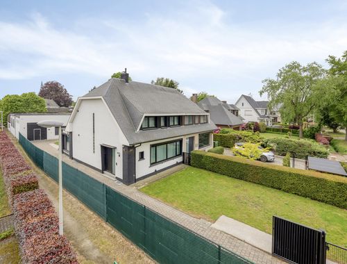                                         Gemengd gebruik te koop in Broechem, € 805.000
