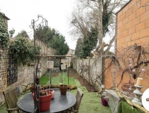                                         Commercieel Gebouw te koop in Tienen, € 323.000
