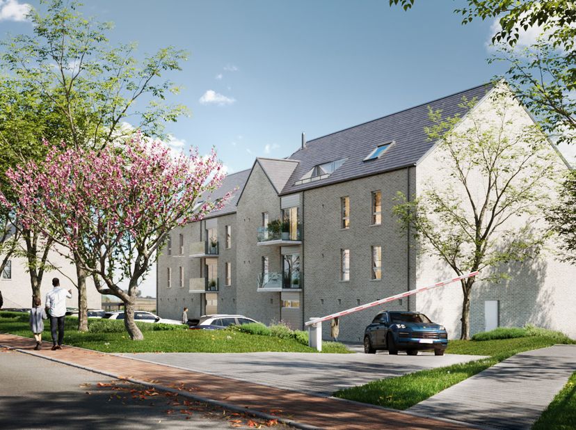 Dans le paisible village dAttre, à proximité des axes routiers importants, non loin du château et face à un quartier résidentiel récent, venez découvr