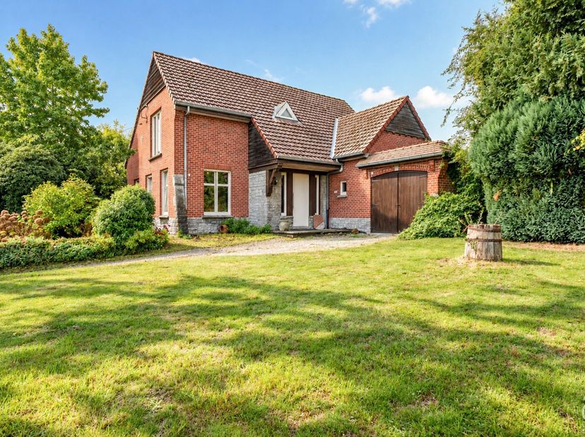 Huis te koop in Chaussée de Douai 819,
                    7504 Froidmont