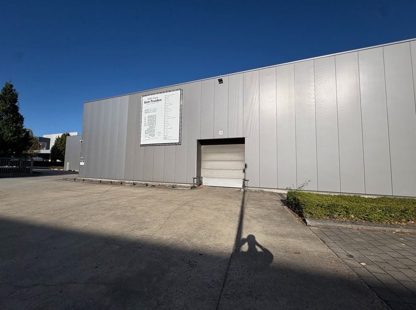 Bedrijfsvastgoed te huur in Fabriekstraat 34 bus 15,
                    3800 Sint-Truiden