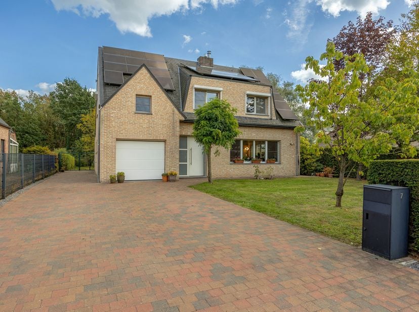 Maison à vendre à Korte Elzenstraat 7,
                    2440 Geel
