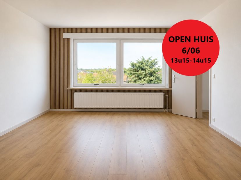 OPEN HUIS ZATERDAG 06/06 van 13u15 tot 14u15.<br />
Goed gelegen instapklaar appartement - 3de verdiep - te Diksmuide omvattende:<br />
- Inkomhal.<br