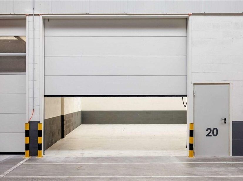Sasstraat 1, 3500 Hasselt | kantoor (1 unit, 38 m²) - magazijn (2 units, 224.05 - 469 m²)