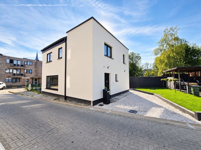Huis te huur in Kortestraat 16,
                    3620 Lanaken