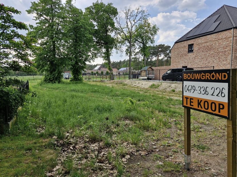 Terrain à vendre
                    à 3920 Lommel