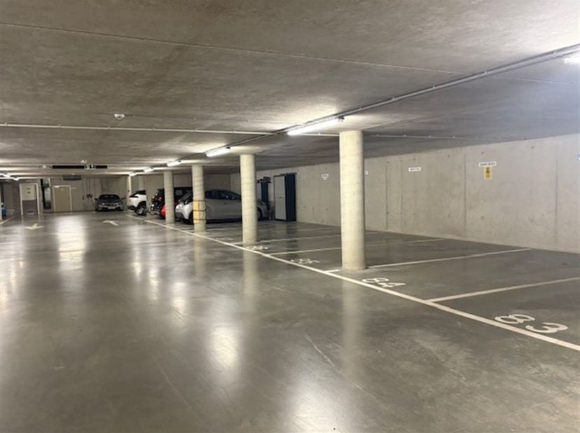 Garage à louer
                    à 8450 Bredene