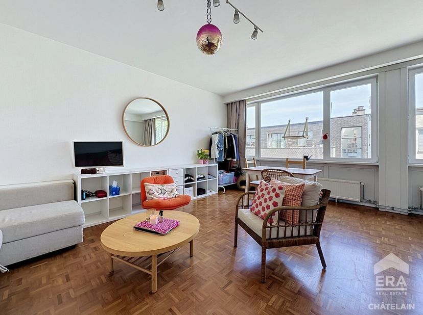 mant gemeubileerd studio in de gewilde wijk Cimetière d'Ixelles Gelegen in het hartje van Ixelles, combineert deze gemeubileerde studio comfort en fun