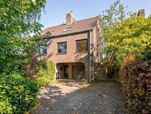                                         Maison à vendre à Sint-Amandsberg, € 550.000
