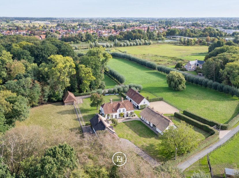 Huis te koop in Kasteelwijk 5,
                    8870 Izegem