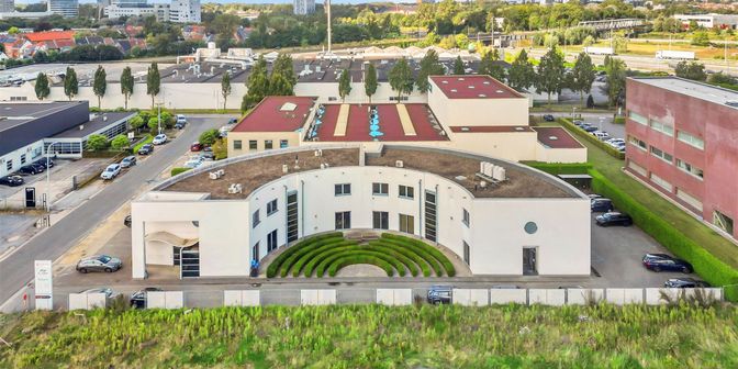 Bien professionnel à vendre à Industriepark 3 boîte A-B, 9052 Zwijnaarde