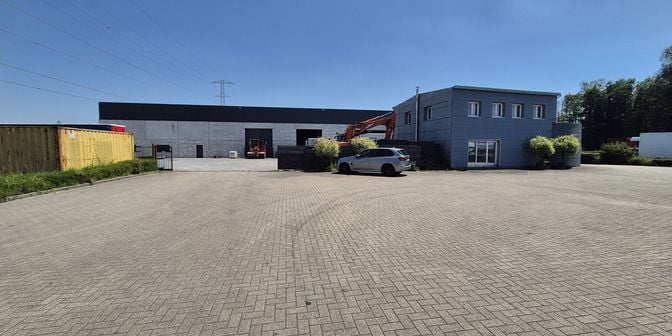 Bien professionnel à vendre à Industrieterrein Kanaal-Noord 1710, 3960 Bree