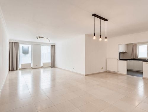                                         Gelijkvloers app. te koop in Hasselt, € 349.000
