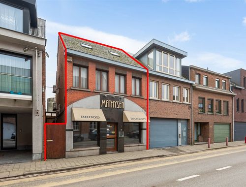                                         Bâtiment commercial à vendre à Hoogstraten, € 255.000
