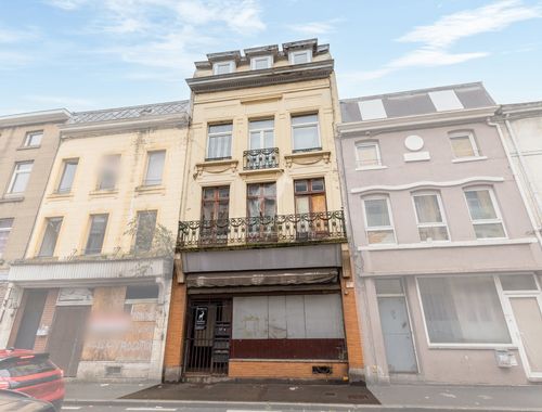                                         Appartementsgebouw te koop in Marchienne-au-Pont, € 109.000
