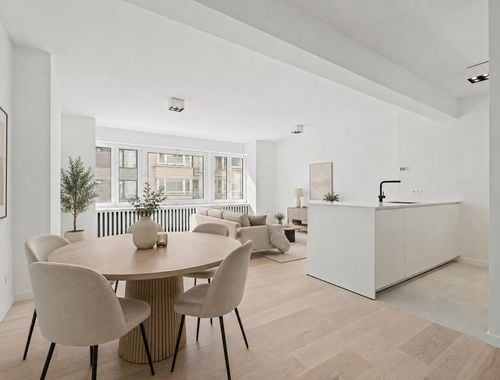                                         Appartement te koop in Oostende, € 325.000
