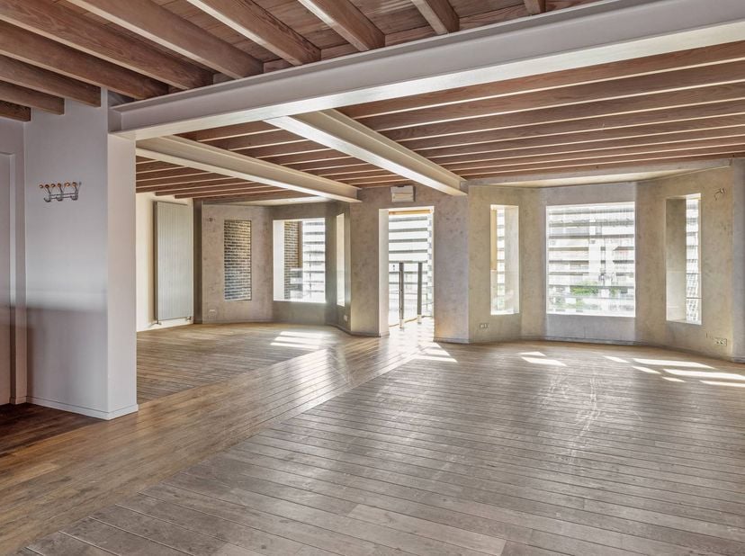 Dit horecapand "Au bon Brasseur" te koop is werkelijk top gelegen, op de Zwarte Berg in Westouter en dit op een totale grondoppervlakte van ca. 307m².