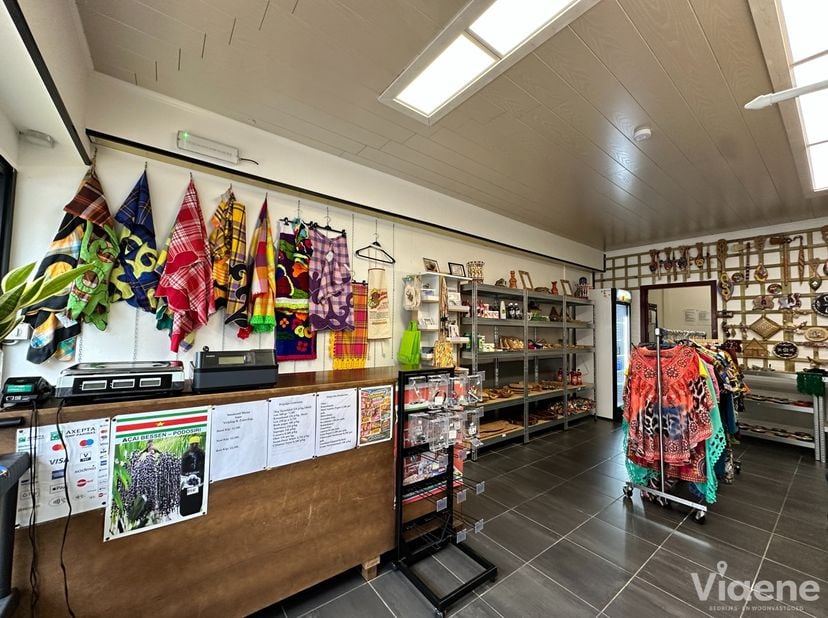 Bedrijfsvastgoed te koop in Nieuwpoortsesteenweg 256,
                    8400 Mariakerke