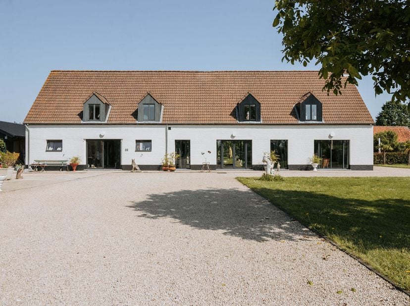 Huis te koop in Toeffelhoek 22-24,
                    2531 Vremde