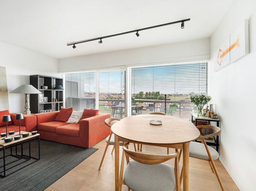 Appartement te koop in Krommedijk 49 bus 4463,
                    8301 Duinbergen