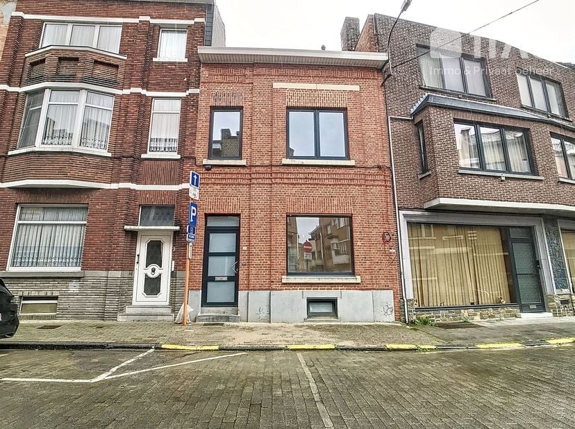 Huis te huur in IJzerstraat 1,
                    3300 Tienen