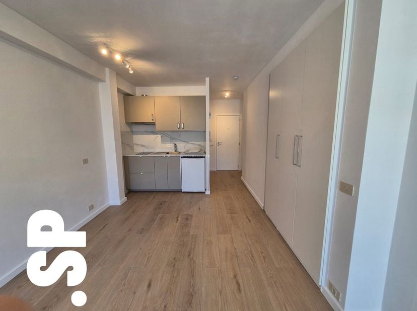 Appartement te huur in Nationalestraat 122 bus 403,
                    2000 Antwerpen