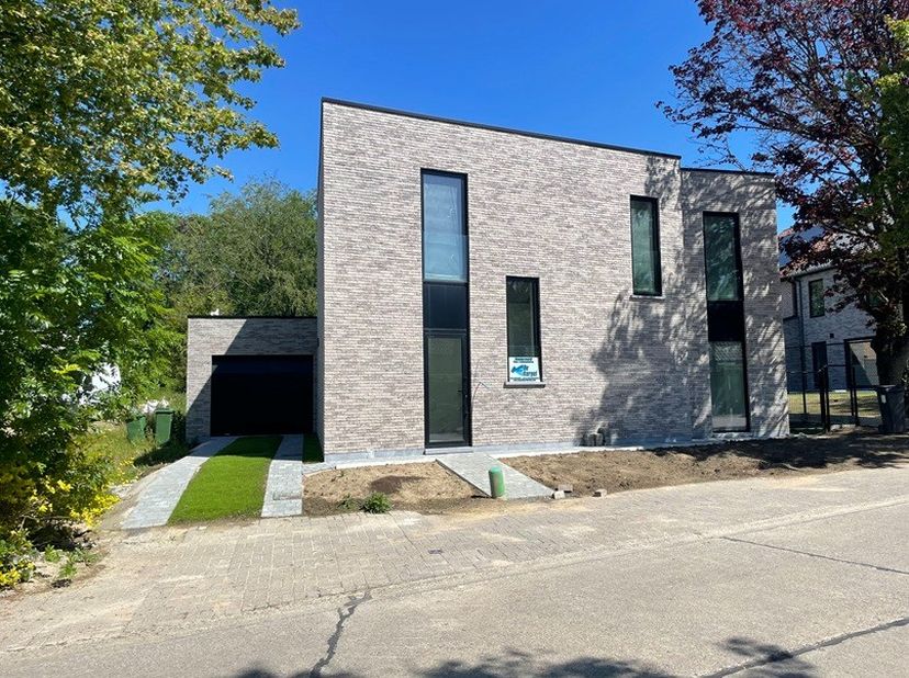 Maison à louer à Mechelseweg 3,
                    9310 Baardegem