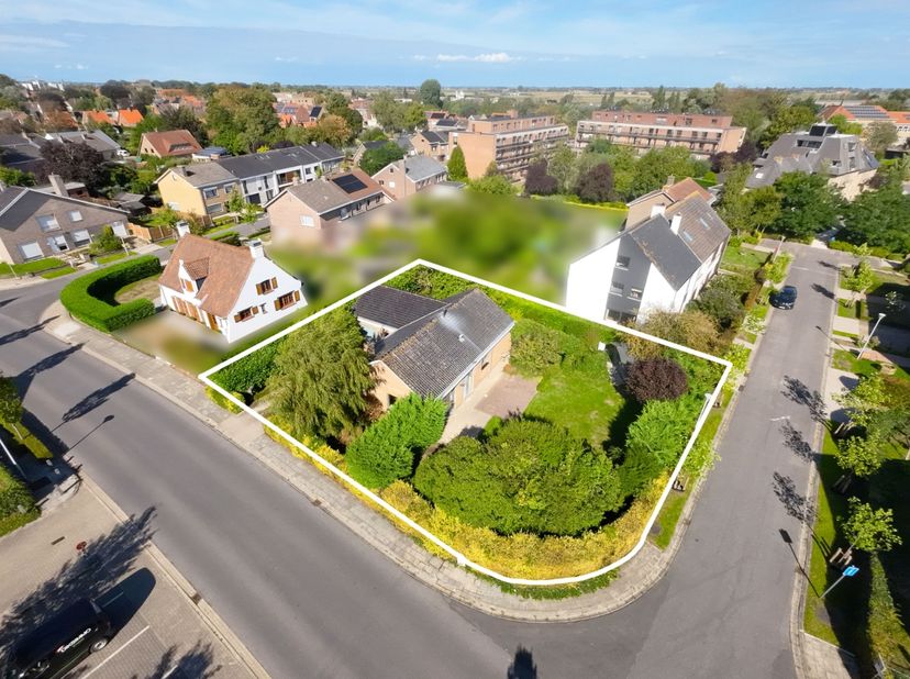 Huis te koop in Lange Veldstraat 29,
                    8600 Diksmuide