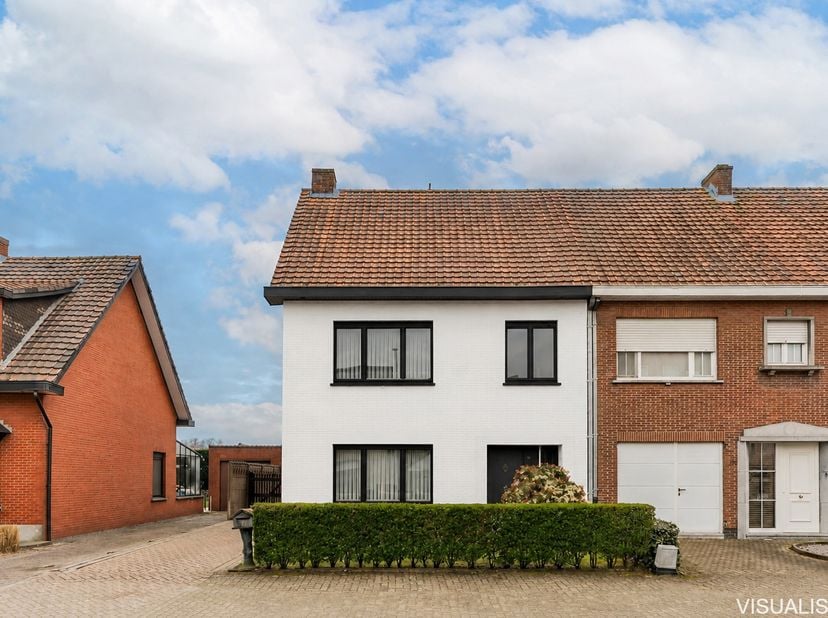 Huis te koop in Schutterstraat 52,
                    2370 Arendonk