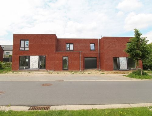                                         Maison à vendre à Kortrijk, € 391.968,83
