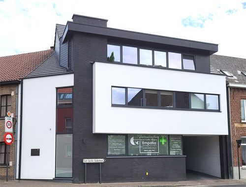                                         Handelspand te huur in Zottegem, € 850
