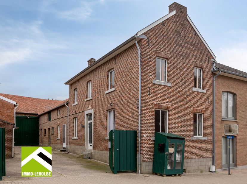 Maison à vendre à Lauwstraat 104,
                    3700 Lauw