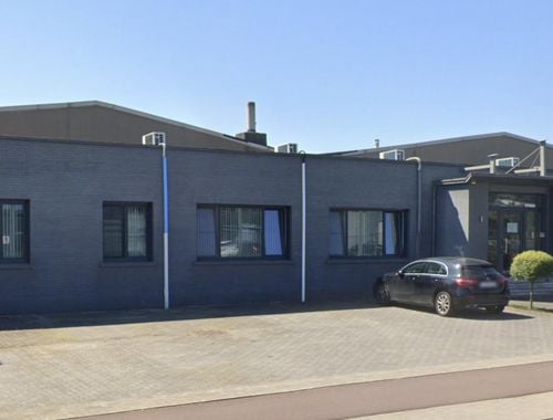                                         Bâtiment d’entreprise à louer à Wilrijk, € 18.000
