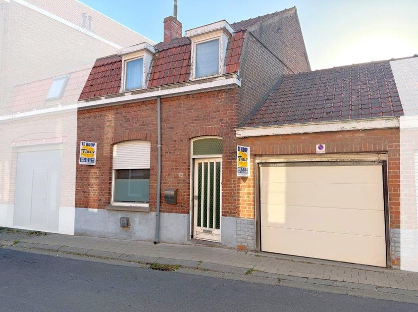 Huis te koop in Rijselstraat 8,
                    8957 Mesen
