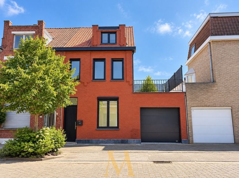 Huis te koop in Theodoor Sevenslaan 172,
                    8500 Kortrijk