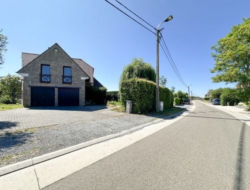                                         Woning te huur in Sint-Laureins-Berchem, € 2.000
