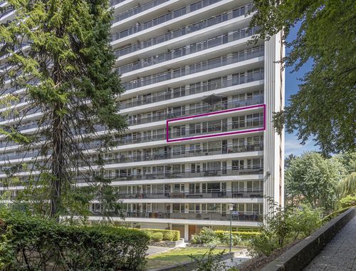                                         Appartement à vendre à Jette, € 265.000
