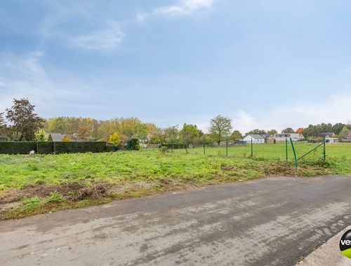                                        Terrain à bâtir à vendre à Hoeselt, € 99.000
