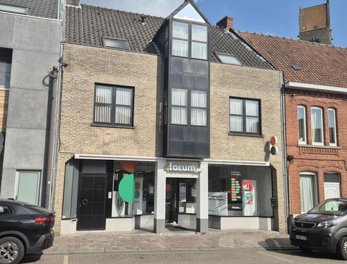                                         Handelsgelijkvloers te huur in Tielt, € 1.100
