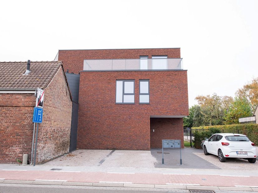 Appartement à louer
                    à 8793 Sint-Eloois-Vijve