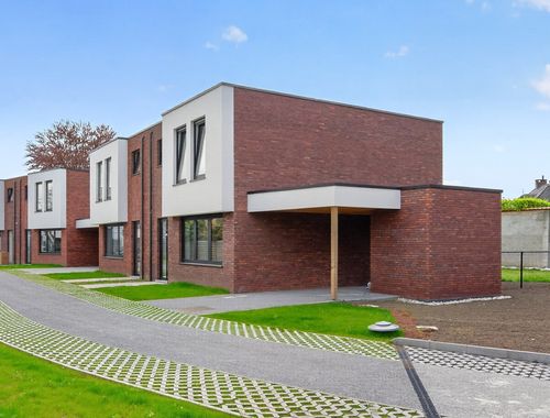                                         Maison à vendre à Nijlen, € 360.000
